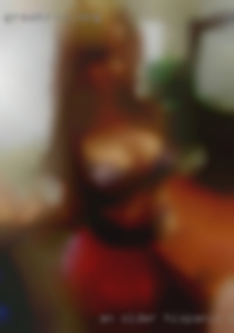 An older Hispanic dating adult couple in Beebe Arkansas.